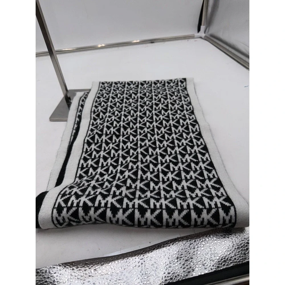 Michael Kors Black White Monogram Logo Knit Scarf MK Winter Accessory
